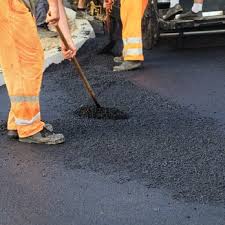 Why Choose Us For All Your Driveway Paving Needs in Palo Alto, CA?